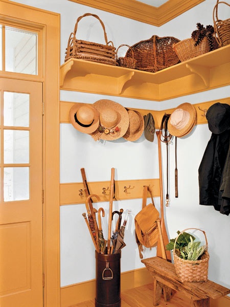 Corner shelf in the hallway