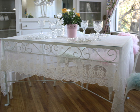 Textiles in the interior of the kitchen